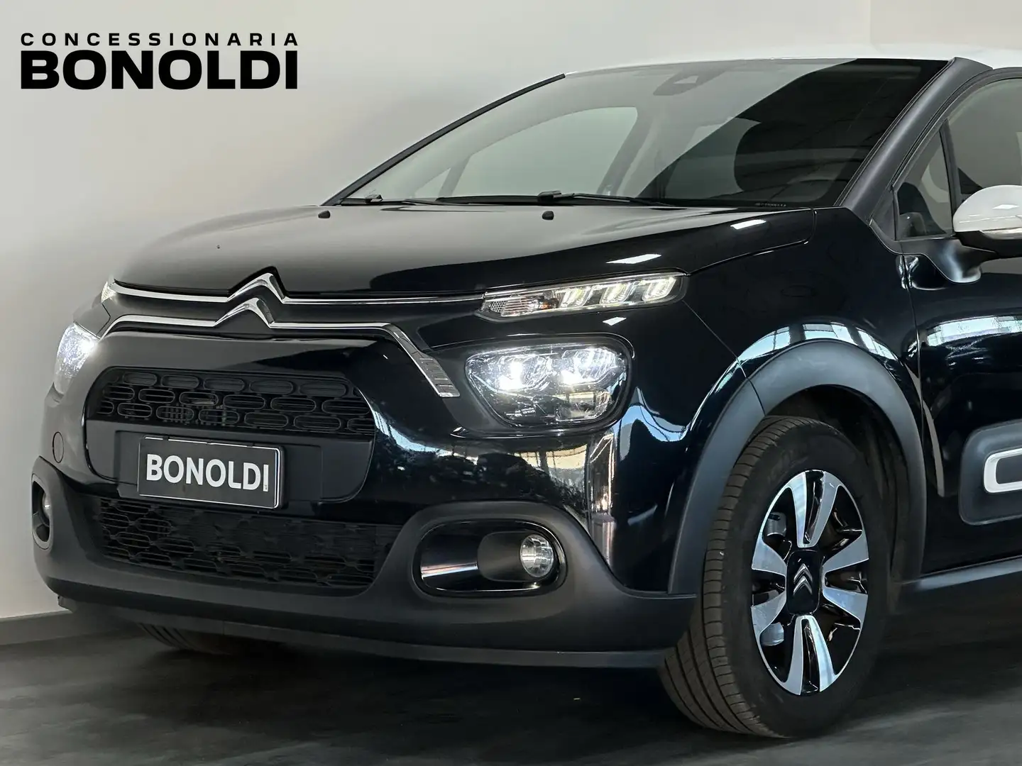 Citroen C3 C3 PureTech 110 Shine Schwarz - 2