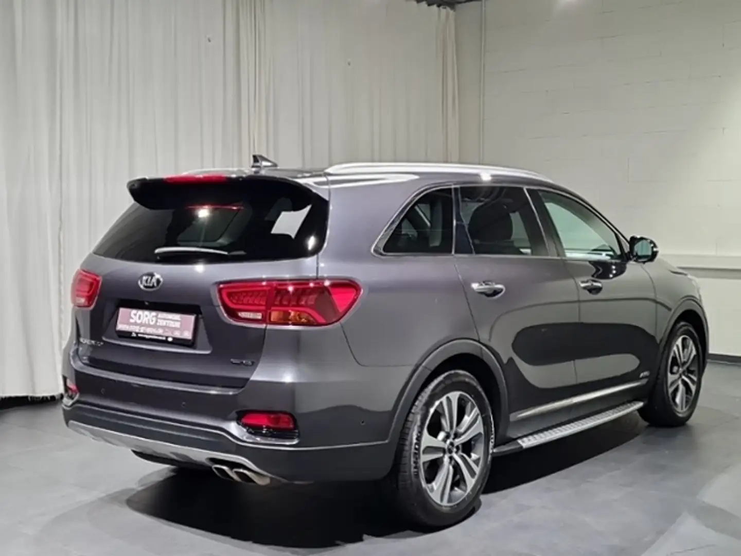 Kia Sorento GT-Line 4WD Gris - 2