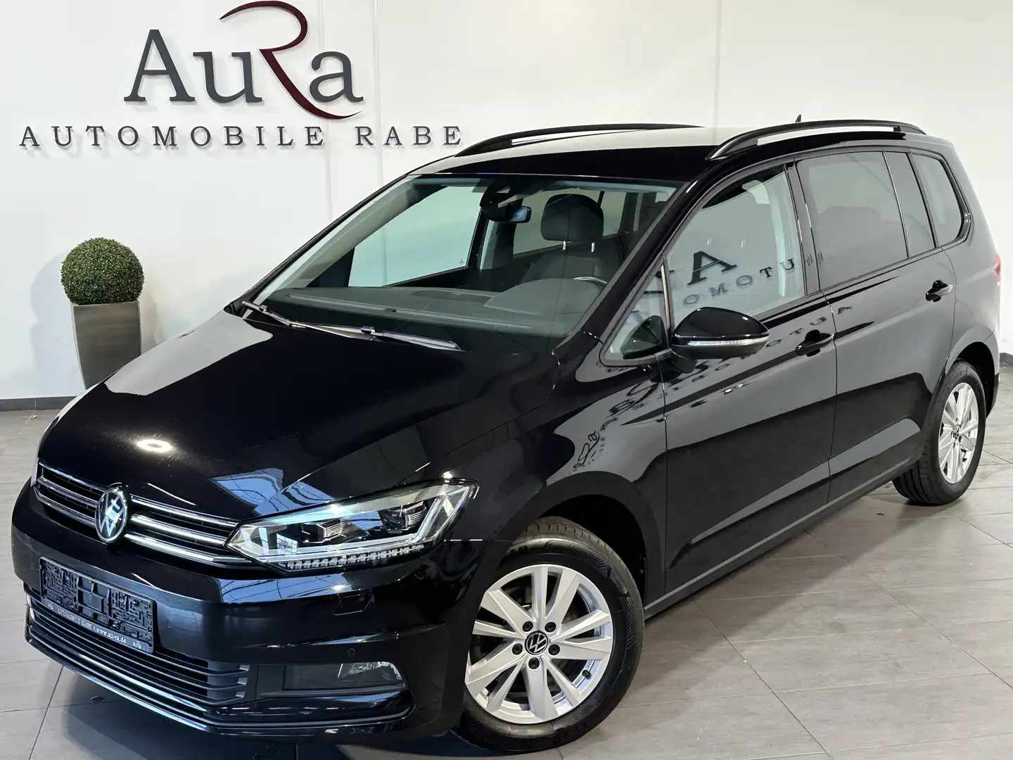 Volkswagen Touran 2.0 TDI DSG Comfortline NAV+LED+AHK+KAM Fekete - 1