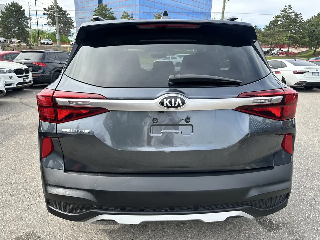 Kia Seltos снимка Kia Seltos
