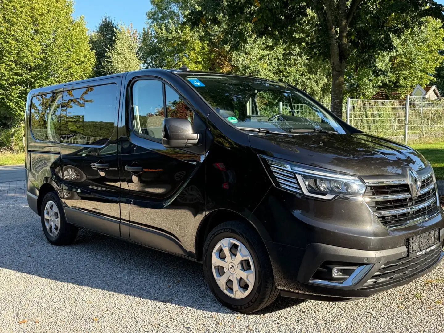 Renault Trafic Combi L1H1 3,0t  Life Schwarz - 2