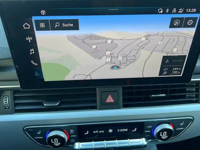 Audi A4 view 15
