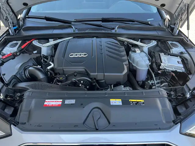Audi A4 view 28