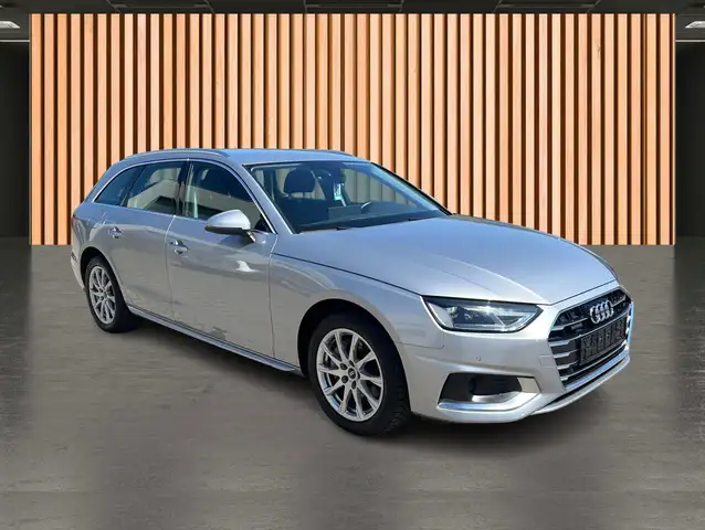 Audi A4 view 29