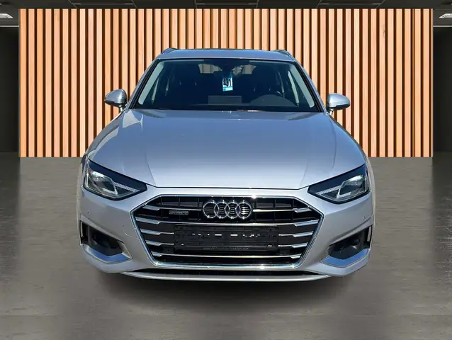 Audi A4 view 30