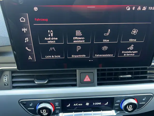 Audi A4 view 13