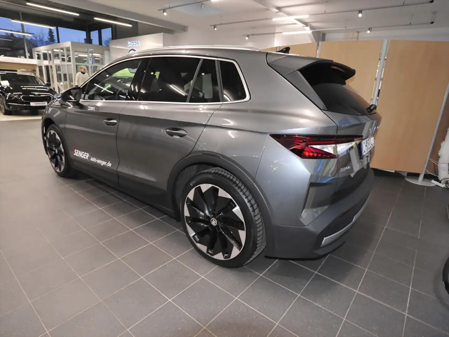 Skoda Elroq 85 Lodge Memory Matrix-LED Navi 4x Sitzh. Grau - 2