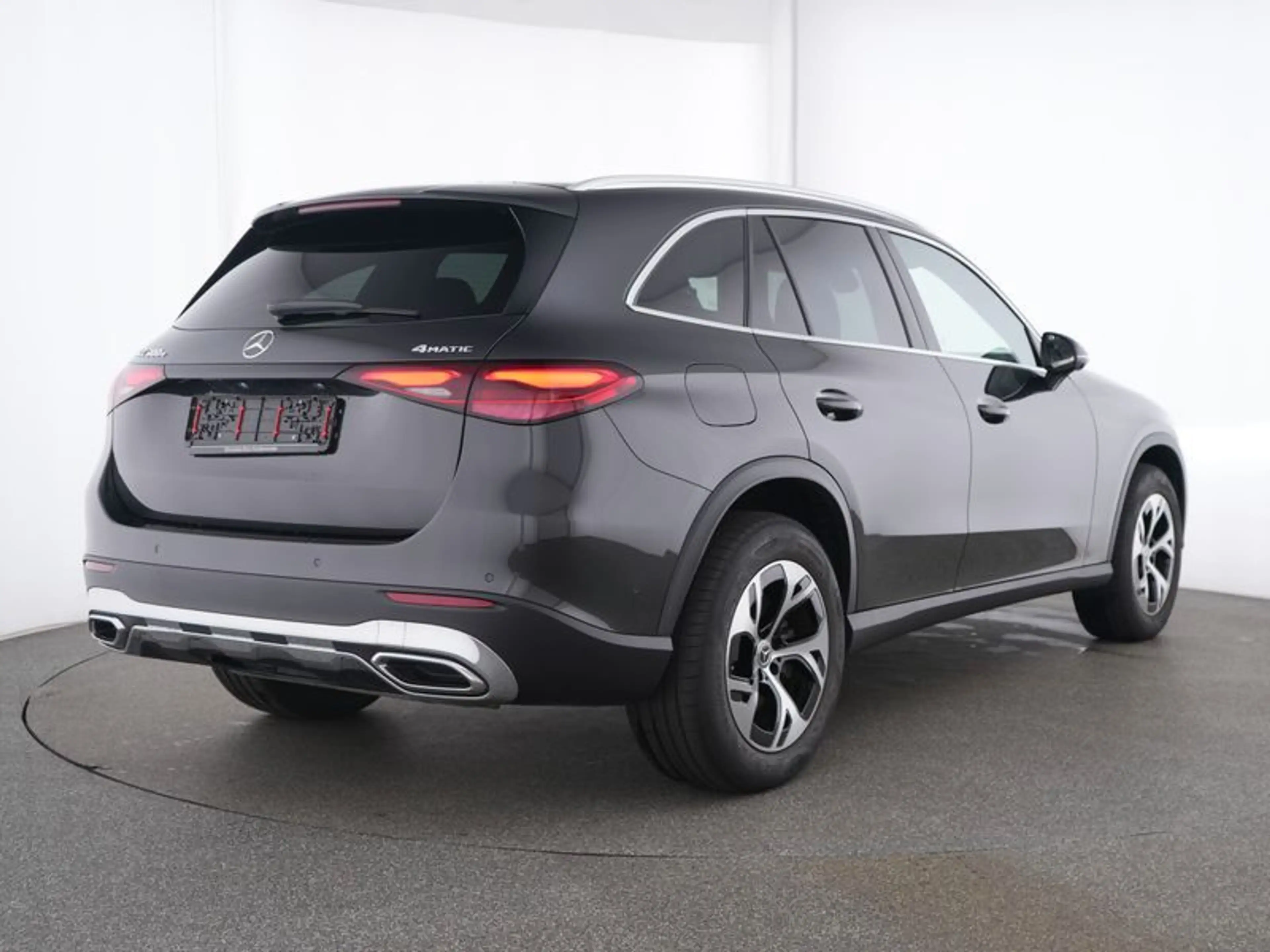 Mercedes-Benz GLC 300 e 4M Avantgarde Adv+ AHK 360° Winter 360 — photo 2