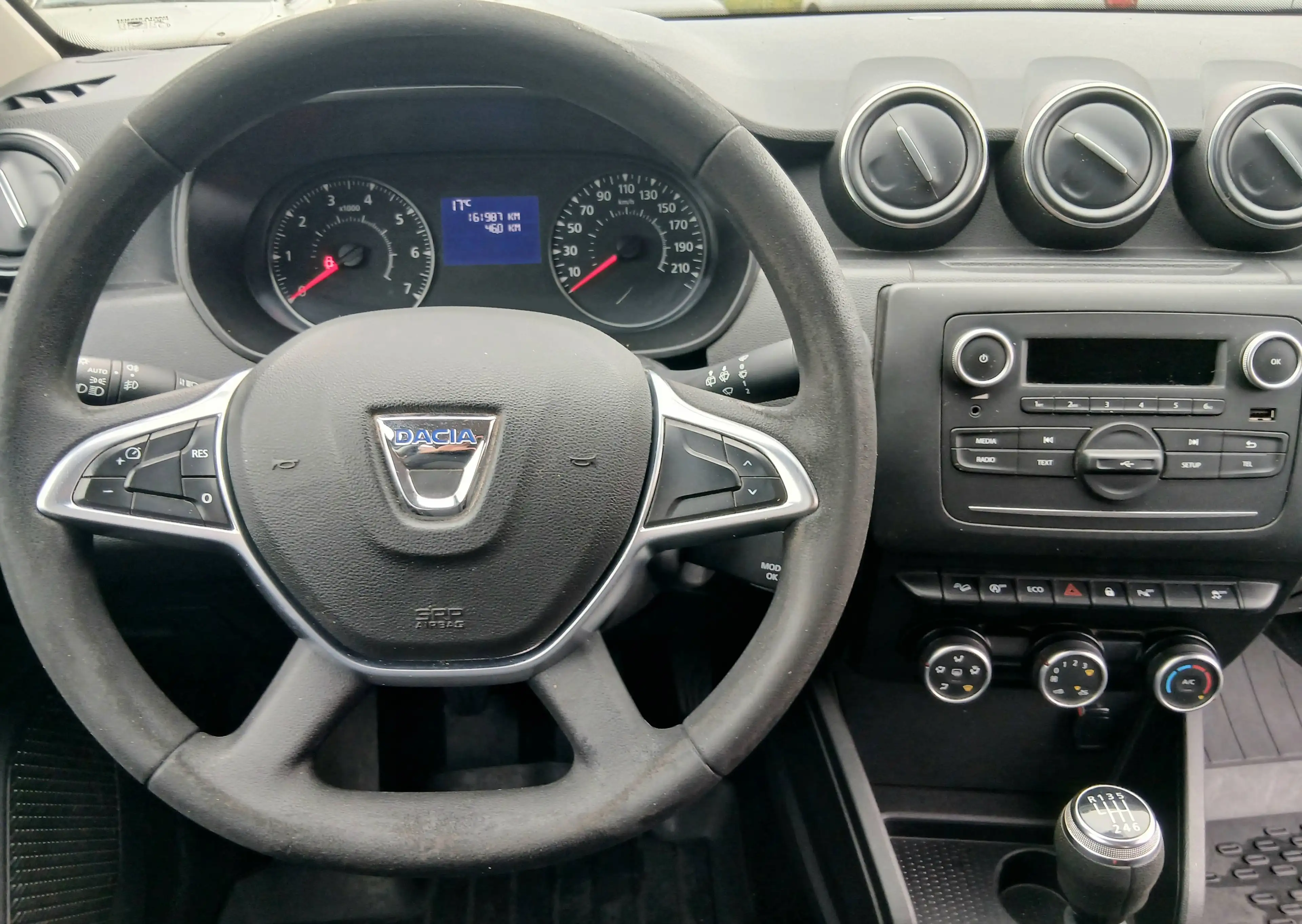 Dacia Duster Comfort 4WD — photo 14