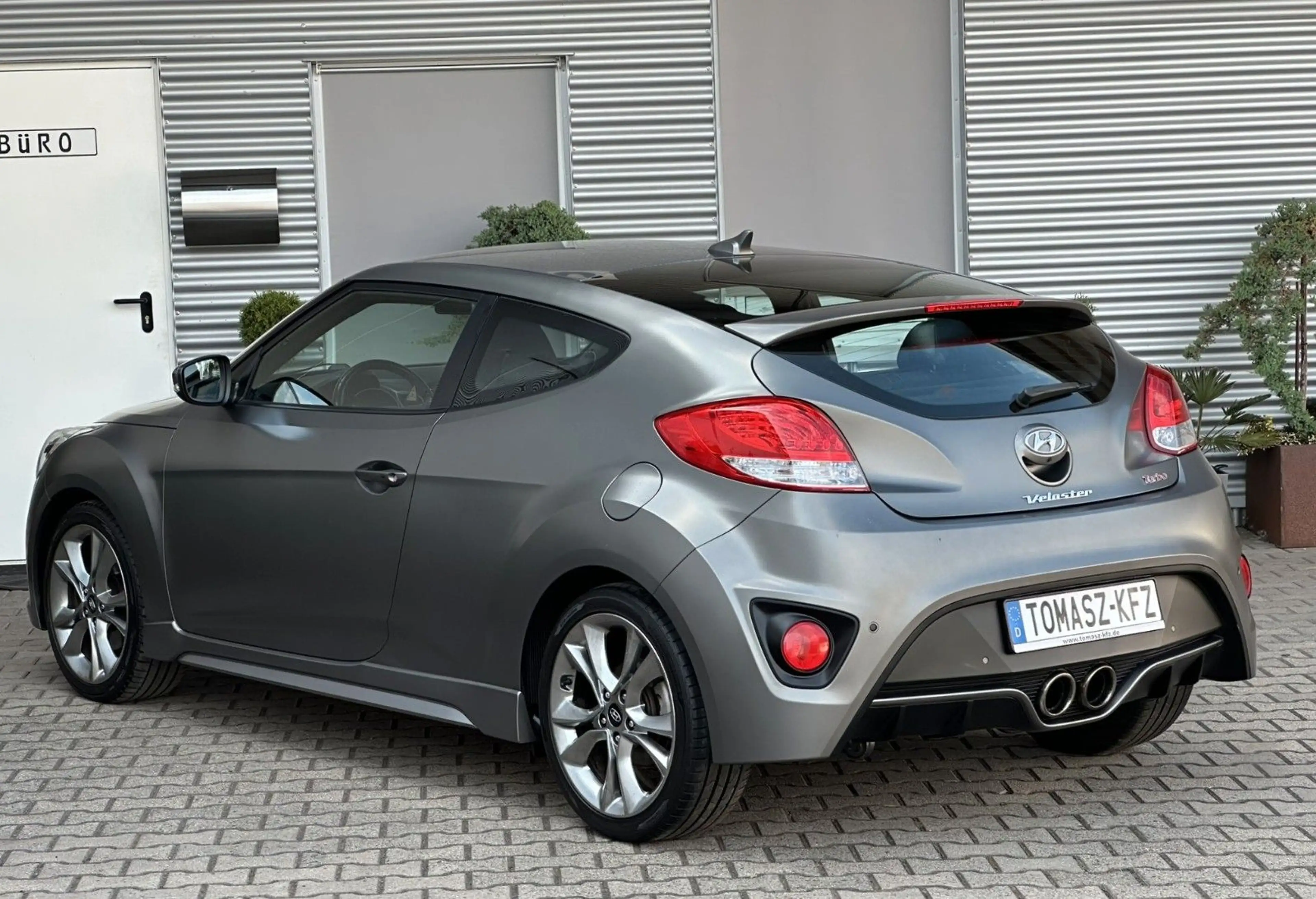 Hyundai VELOSTER 1.6 T-GDI Matt Finisch*Leder*Navi*TÜV — photo 4