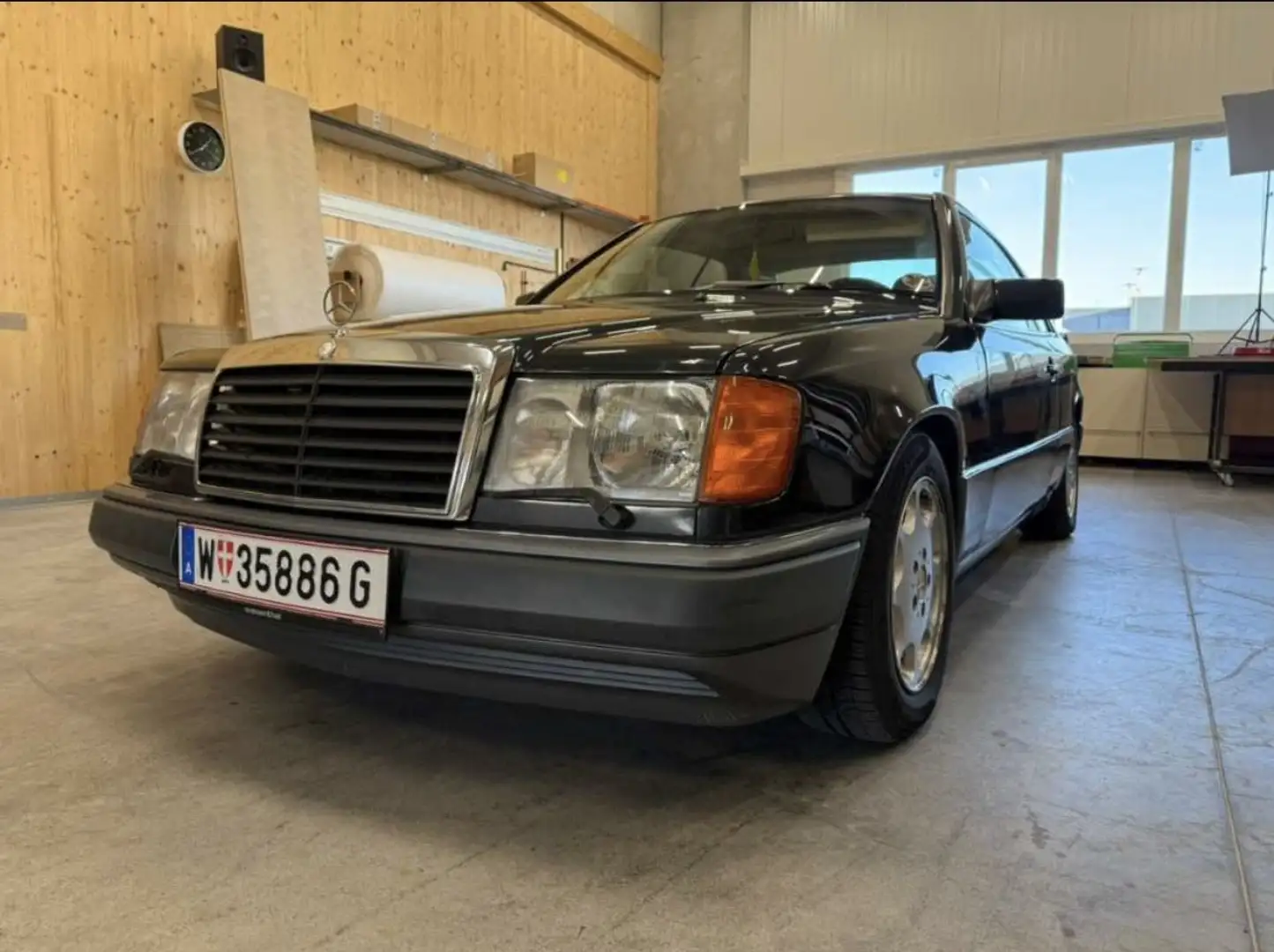 Mercedes-Benz CE 300 CE-24 Coupé Aut. Fekete - 2