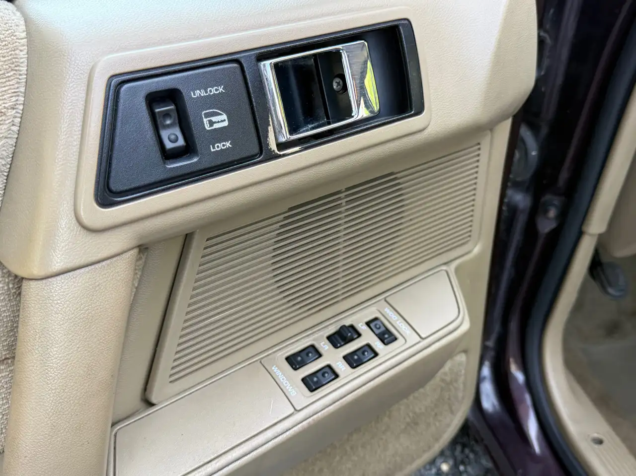 Chrysler Saratoga 3.0 V6, foto 12