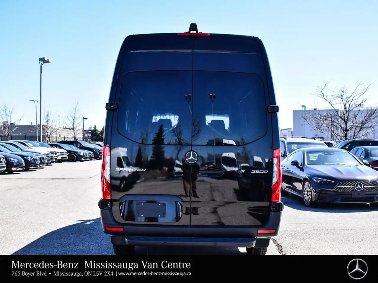 Mercedes-Benz Sprinter снимка Mercedes-Benz Sprinter
