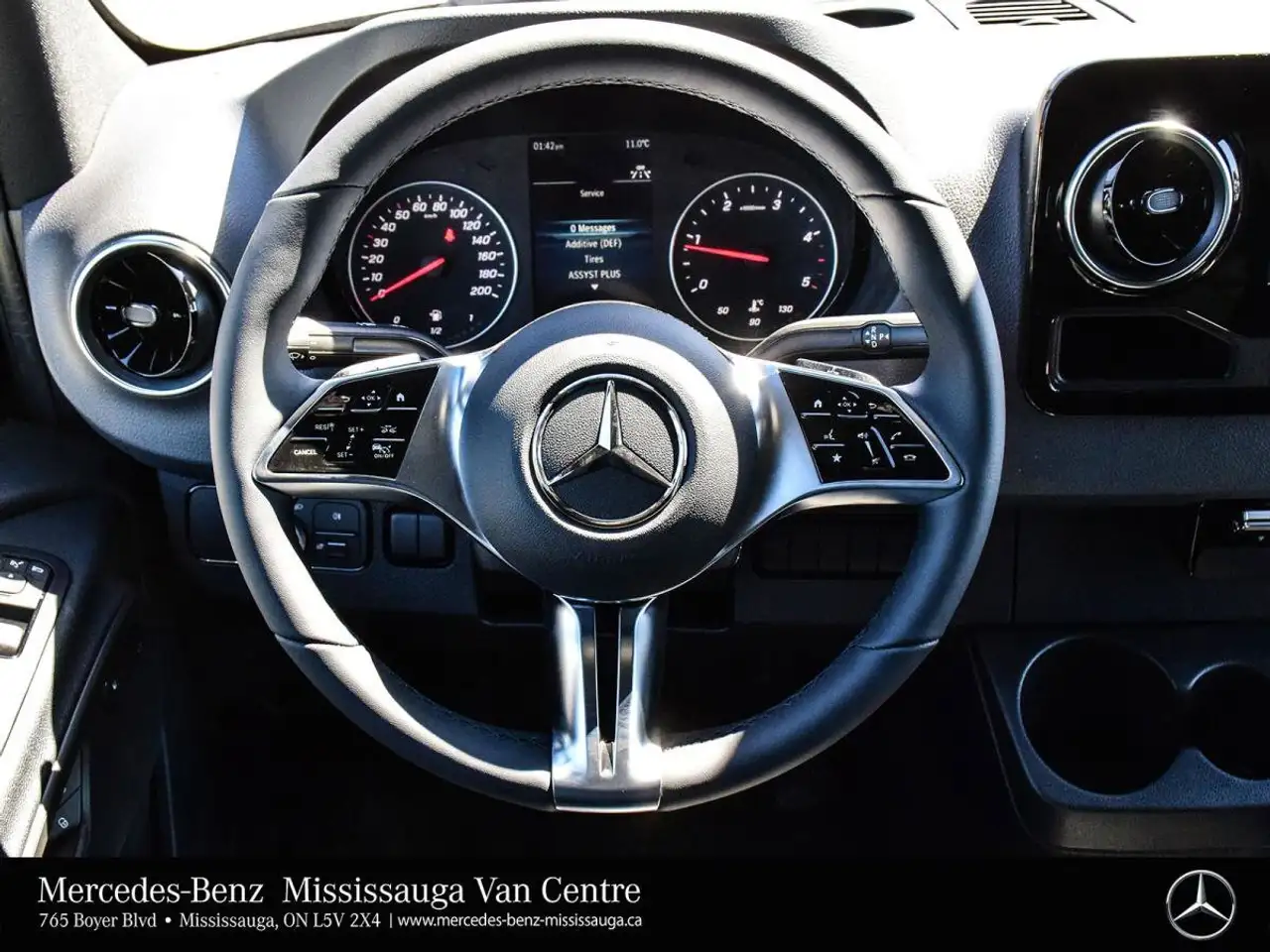 Mercedes-Benz Sprinter снимка Mercedes-Benz Sprinter
