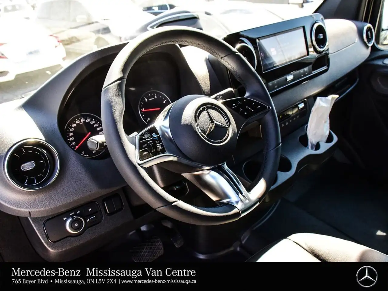 Mercedes-Benz Sprinter снимка Mercedes-Benz Sprinter