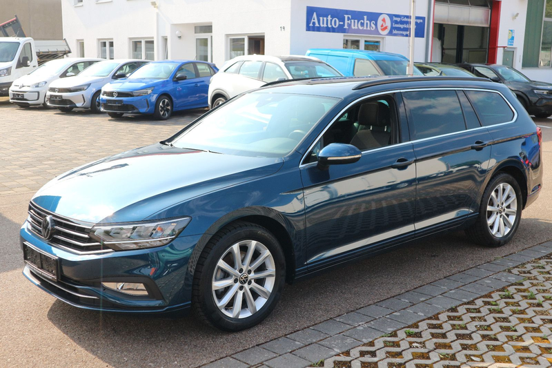 Volkswagen Passat Variant Passat 2.0 TDI DSG Variant Business Panoramadach — photo 2