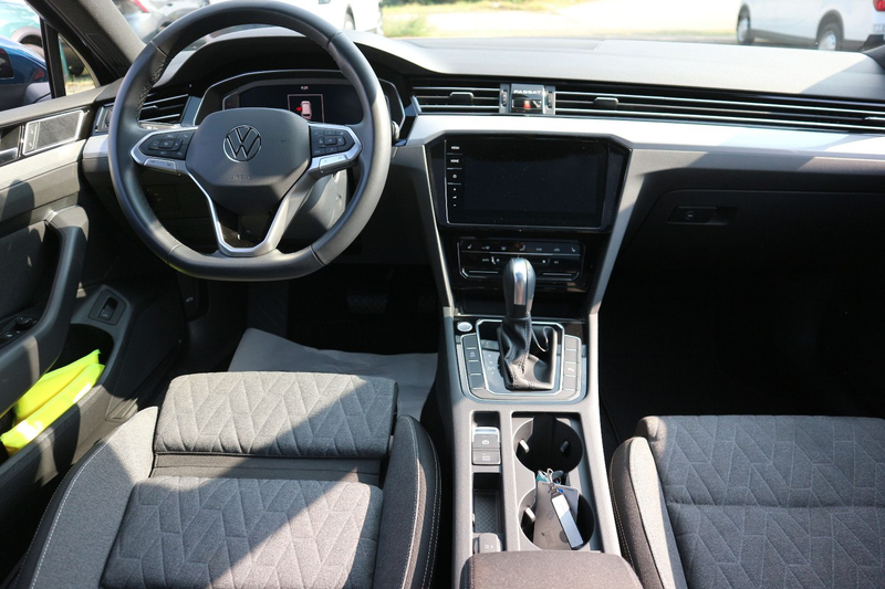 Volkswagen Passat Variant Passat 2.0 TDI DSG Variant Business Panoramadach — photo 10