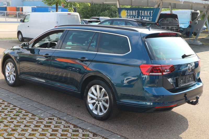 Volkswagen Passat Variant Passat 2.0 TDI DSG Variant Business Panoramadach — photo 4