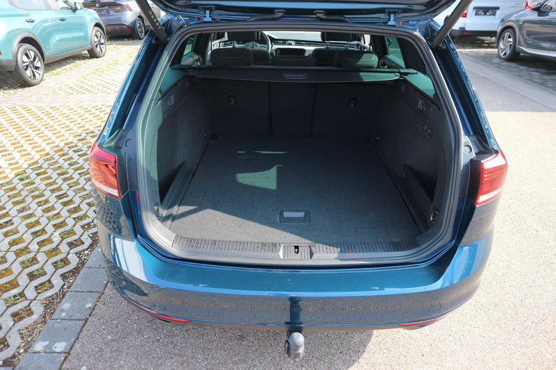 Volkswagen Passat Variant Passat 2.0 TDI DSG Variant Business Panoramadach — photo 6