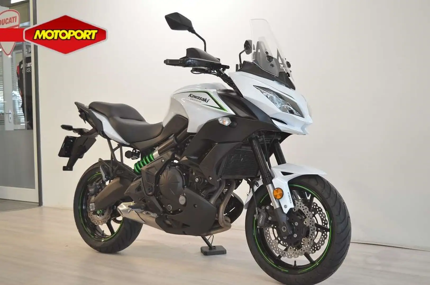 Kawasaki Versys 650 ABS Wit - 2