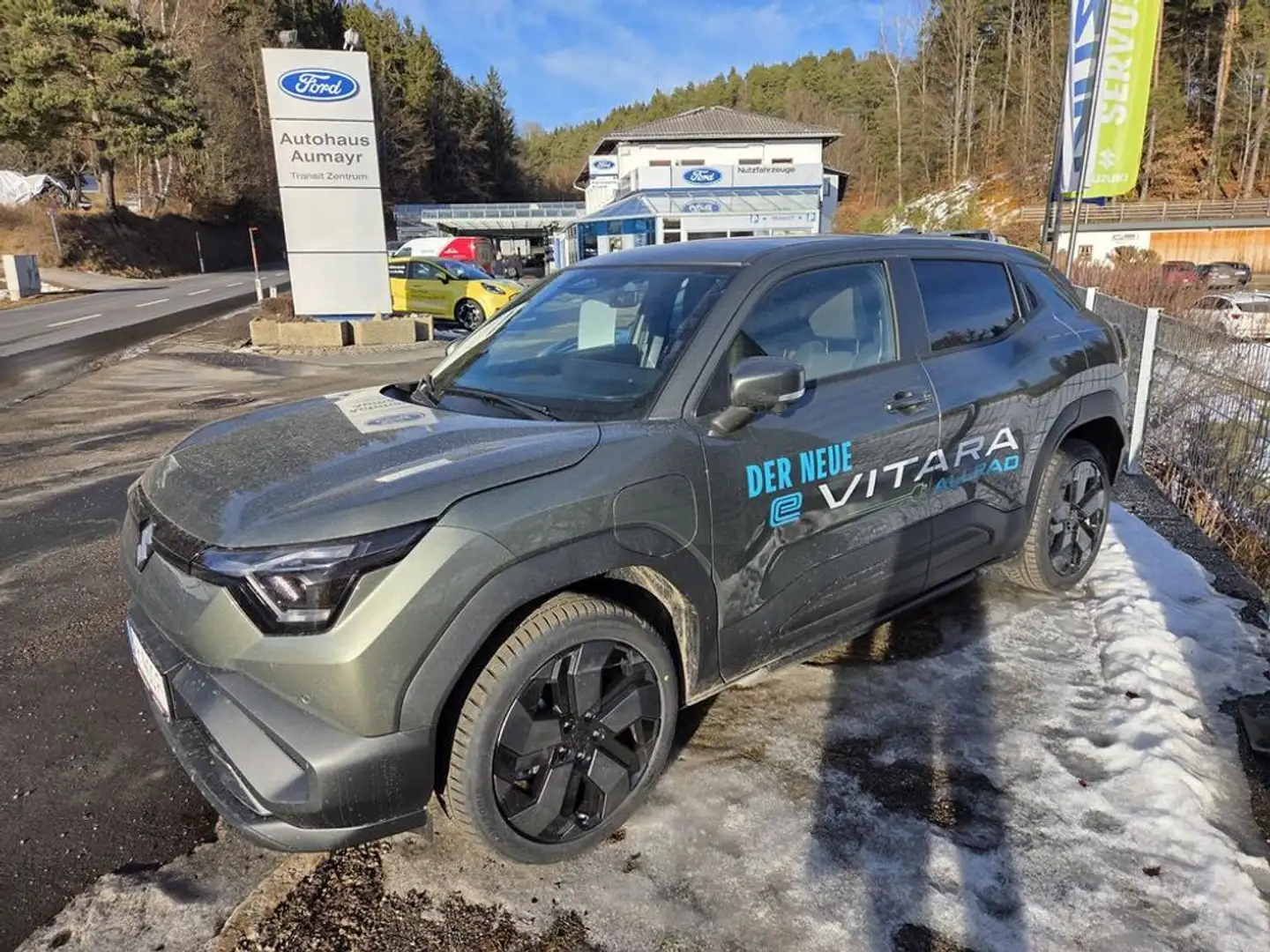 Suzuki Vitara e61kWh GLX Flash Grün - 1