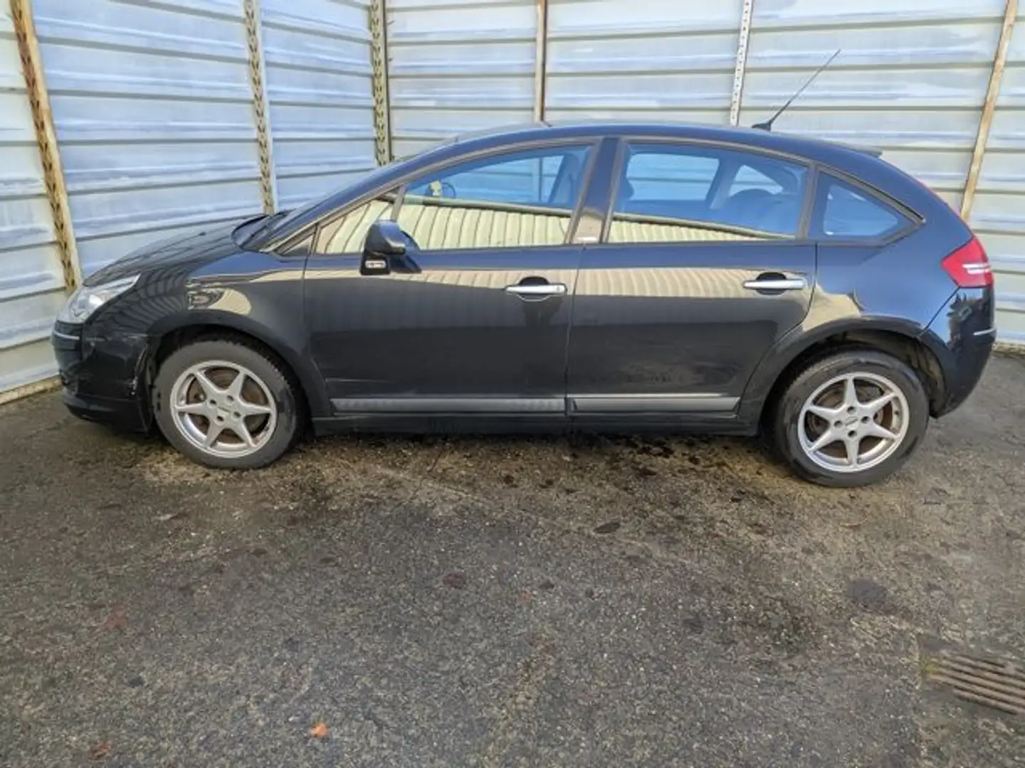 Citroen C4 Limousine 2.0 HDi Exclusive*Alufelgen* Schwarz - 2