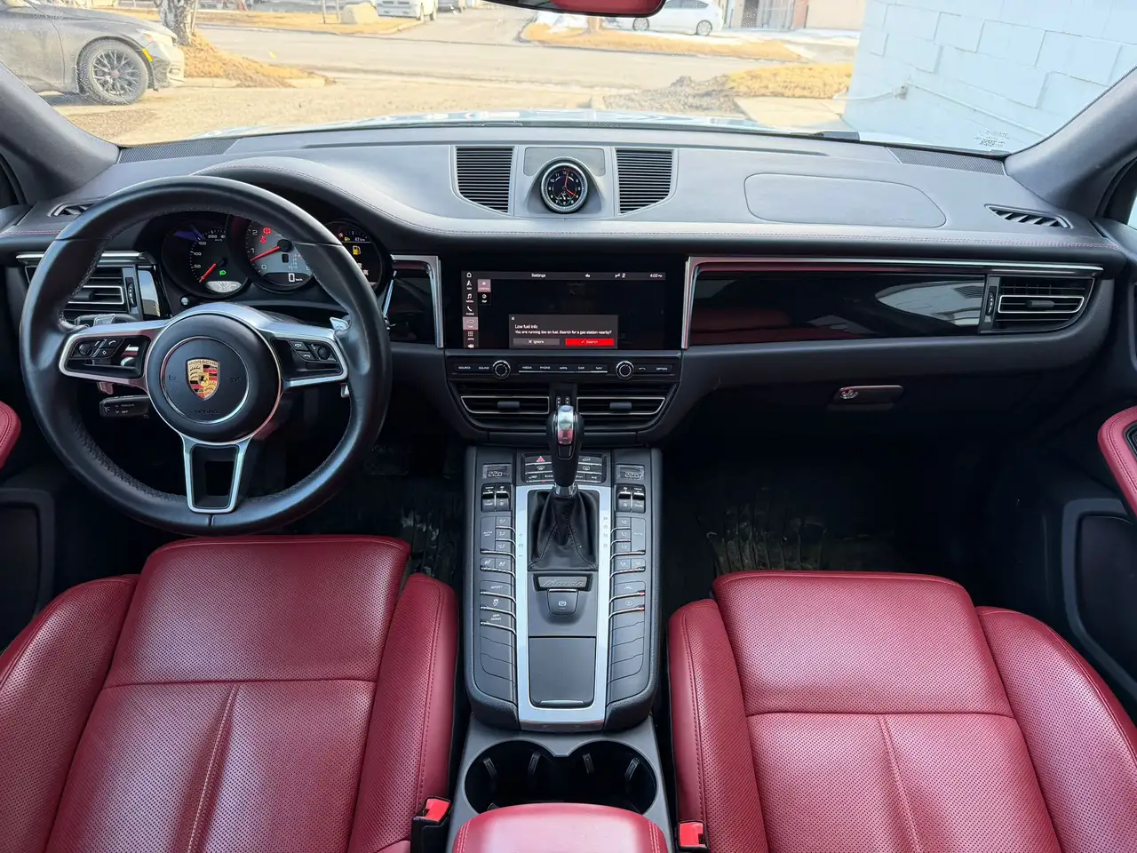 Porsche Macan снимка Porsche Macan