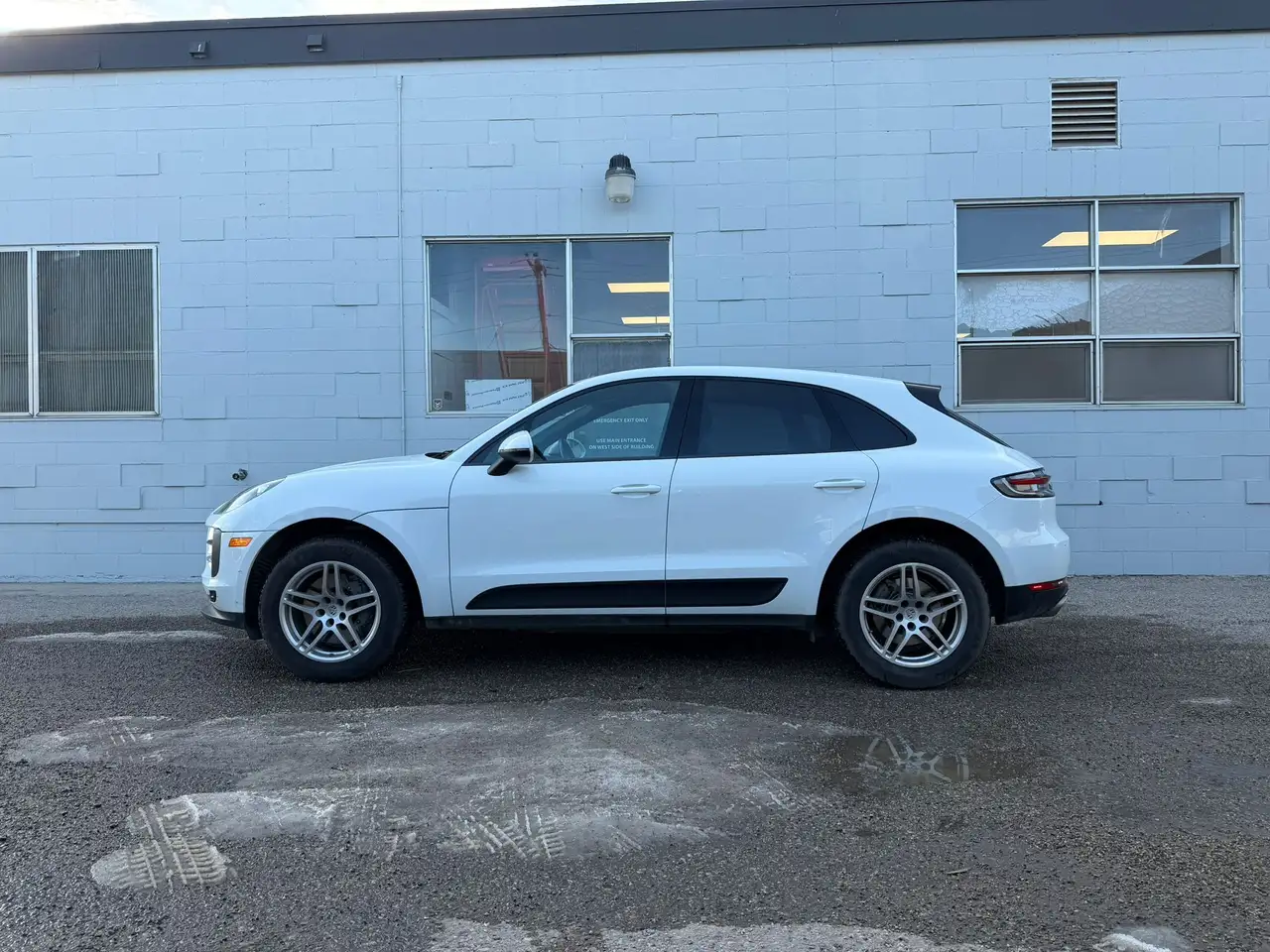 Porsche Macan снимка Porsche Macan