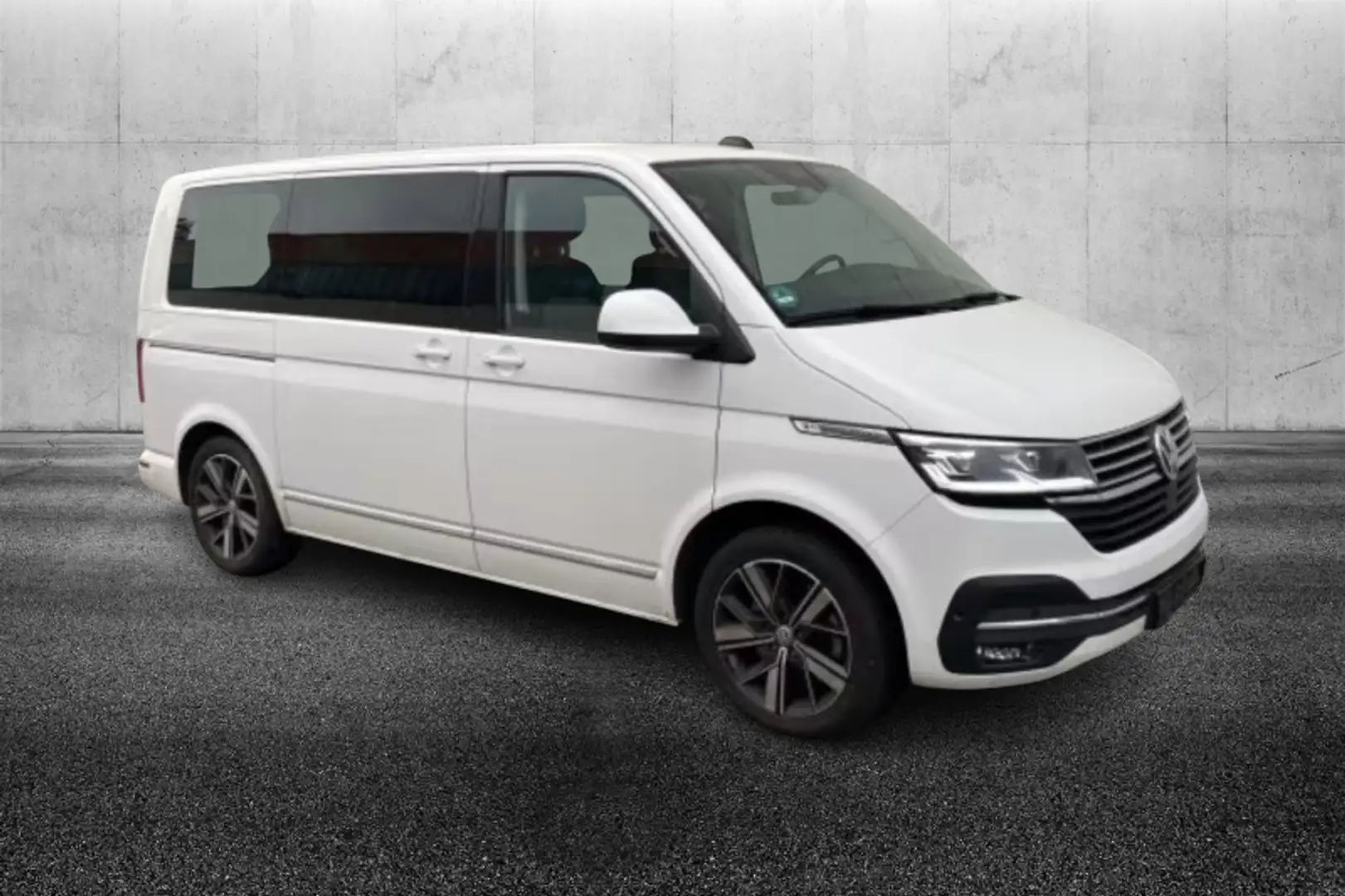 Volkswagen T6 Multivan 2.0 TDI 204CV DSG Highline Bianco - 2