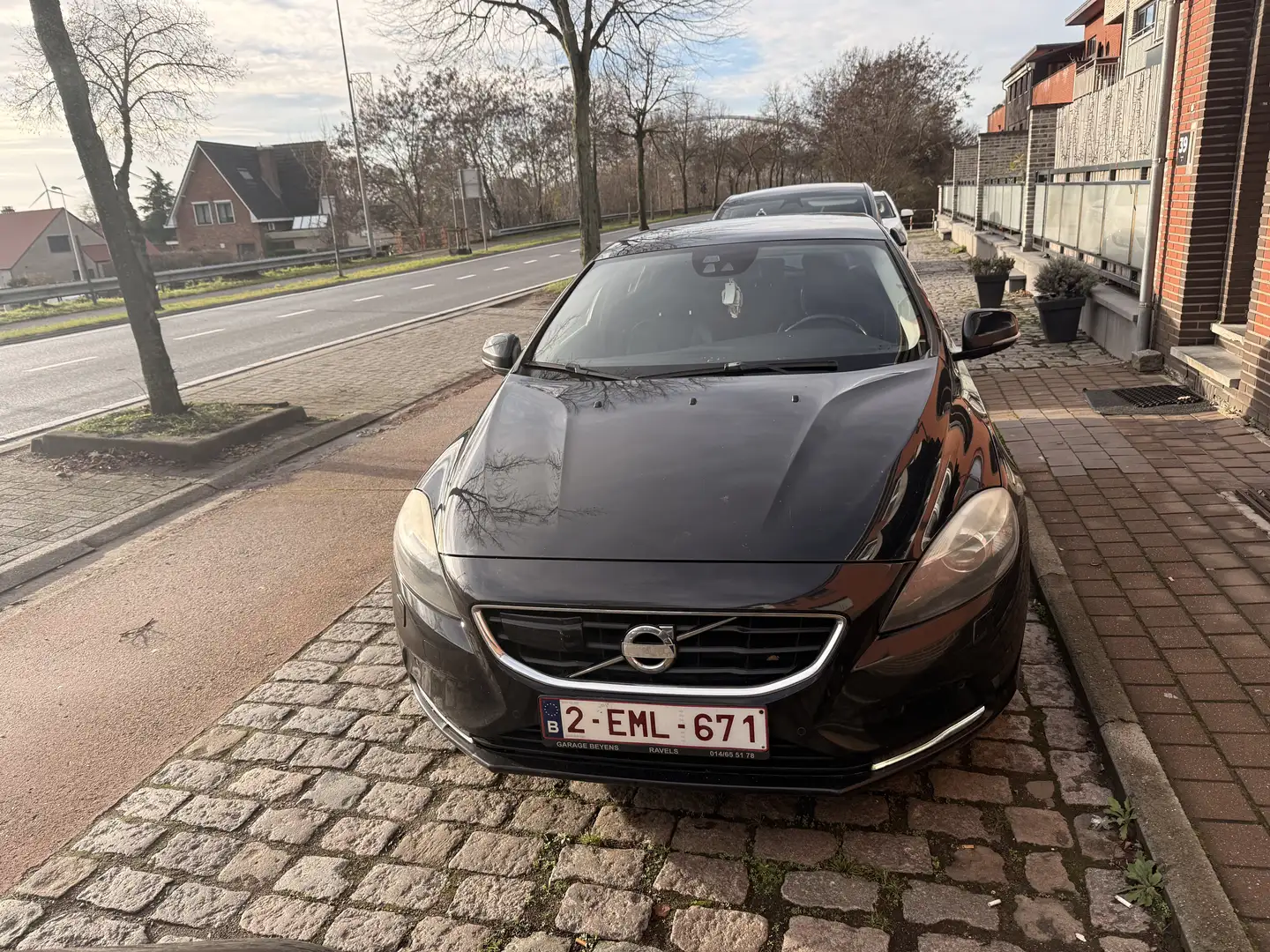 Volvo V40 V40 D2 You Zwart - 1