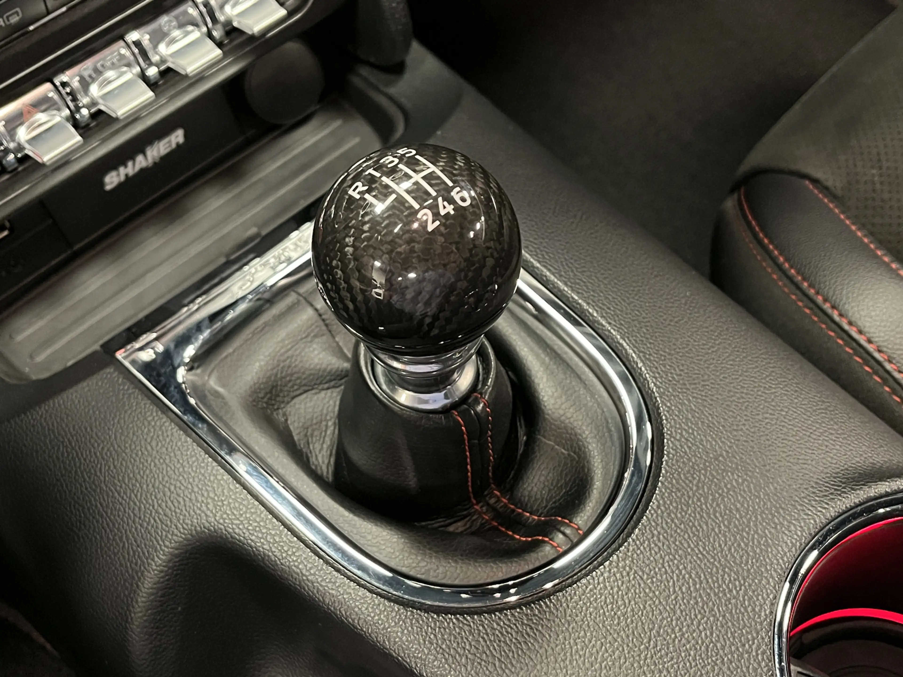 Ford Mustang Fastback 5.0i V8 California Special 435PK Magnerid — photo 3