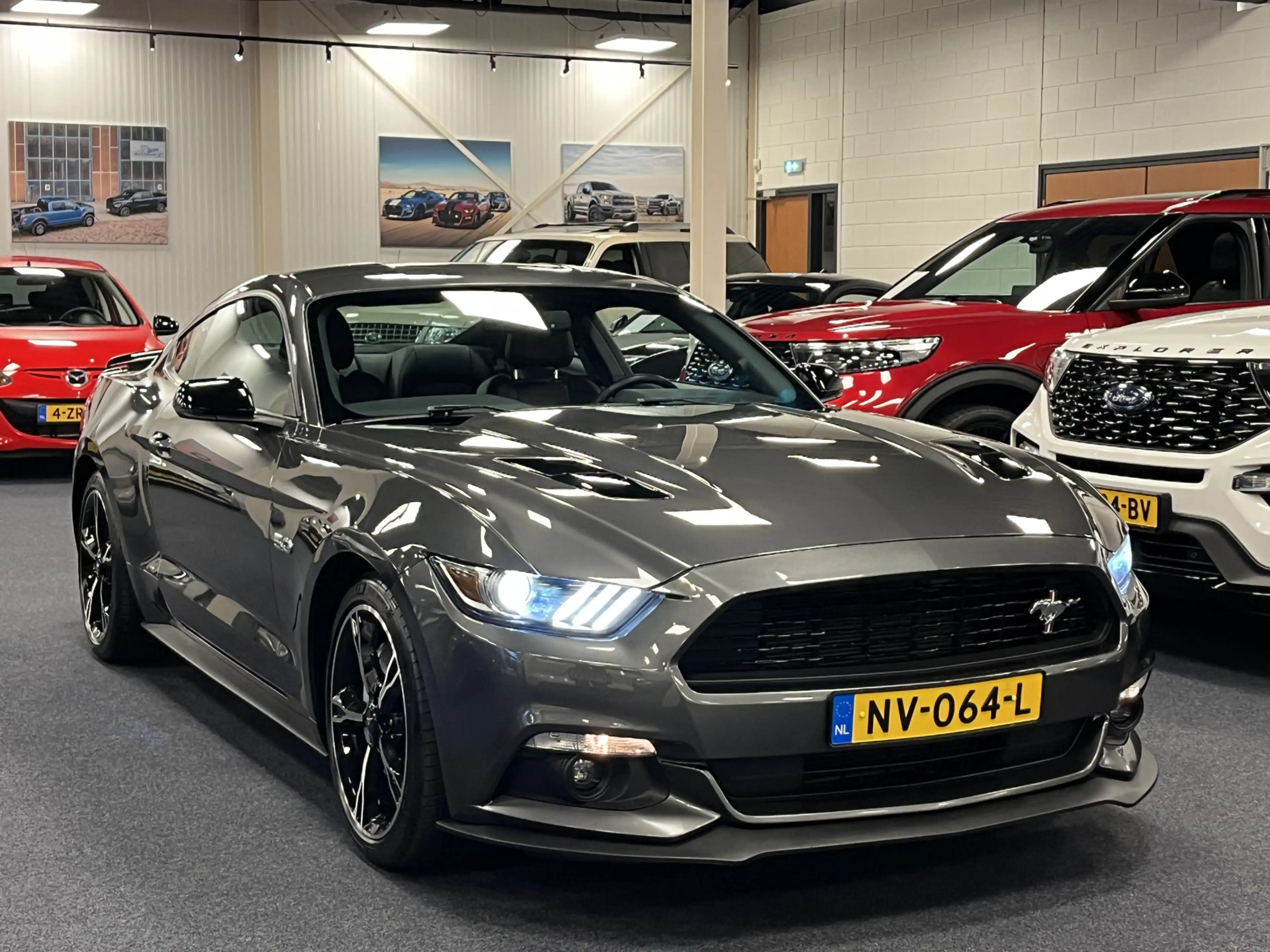 Ford Mustang Fastback 5.0i V8 California Special 435PK Magnerid — photo 6