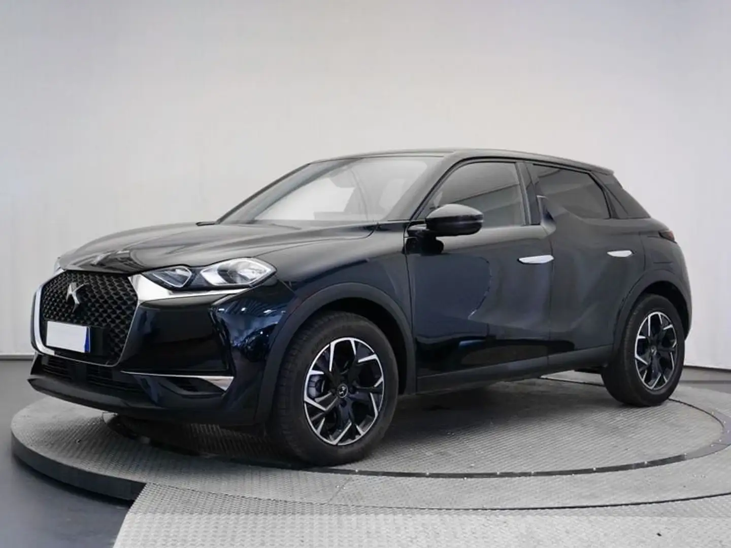 DS Automobiles DS 3 Crossback BlueHDi 130 aut. So Chic Nero - 1