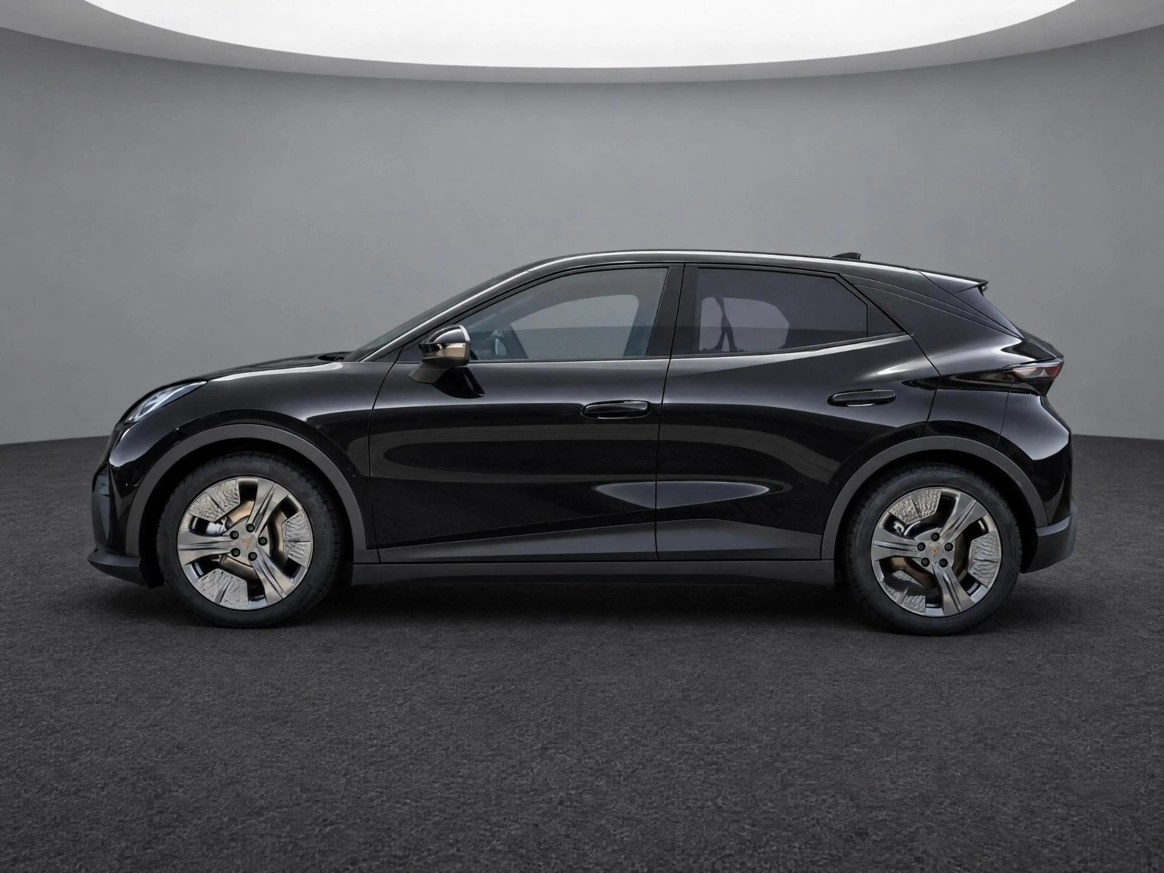 CUPRA Raval Business First Edition 56 kWh 211 PK l 18" Devier — photo 3