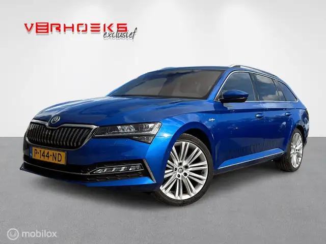 Skoda Superb Combi 1.4 TSI iV Laurin & Klement 218 PK