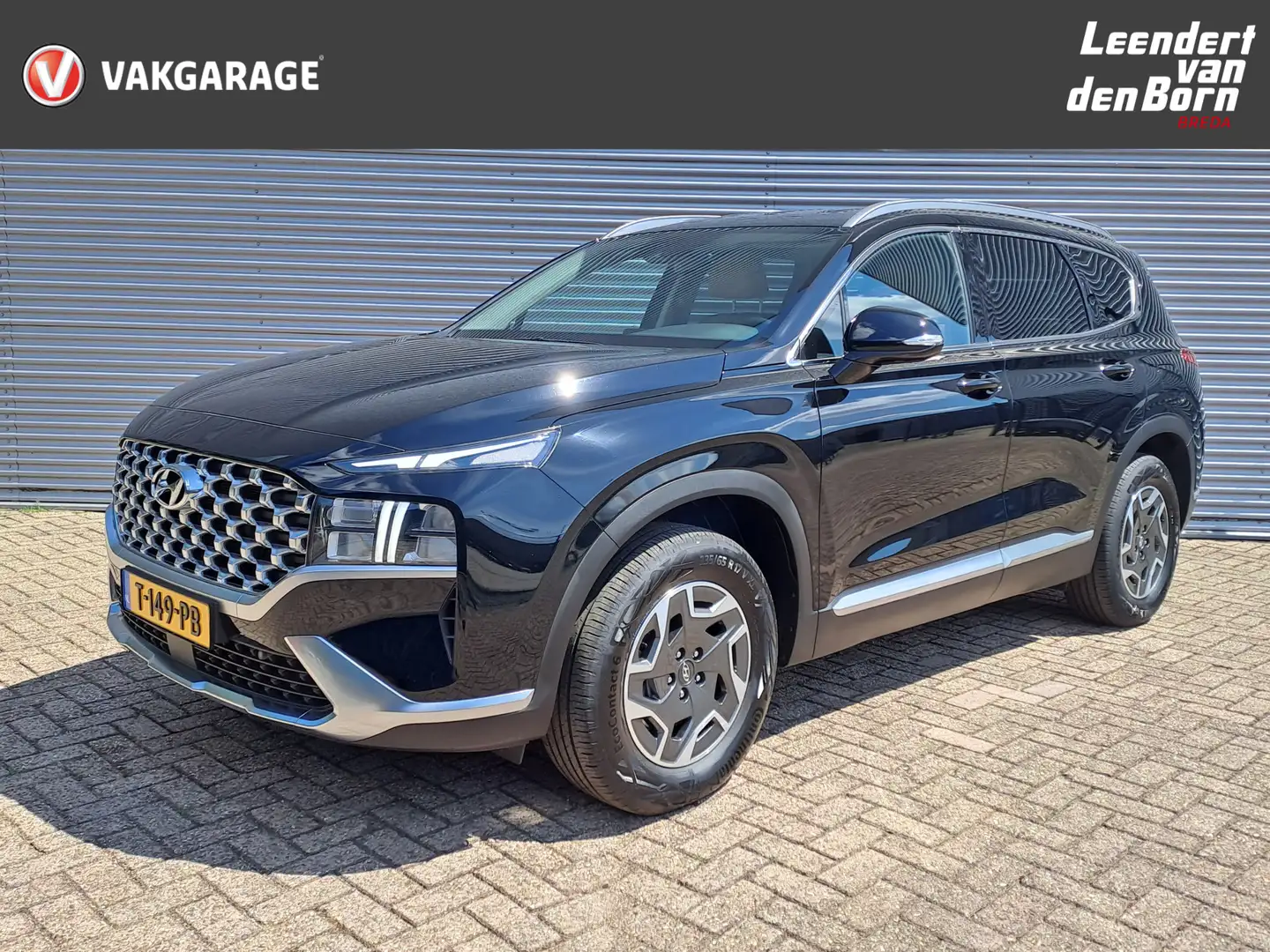 Hyundai SANTA FE 1.6 T-GDI HEV Comfort Smart 7p. AUTOMAAT | Trekhaa Zwart - 1