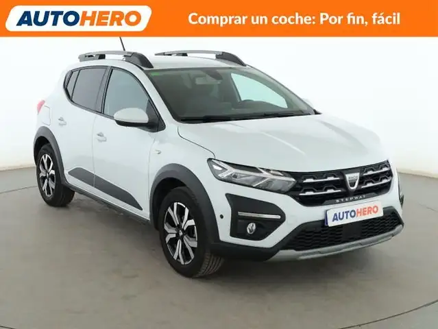 Dacia Sandero view 8