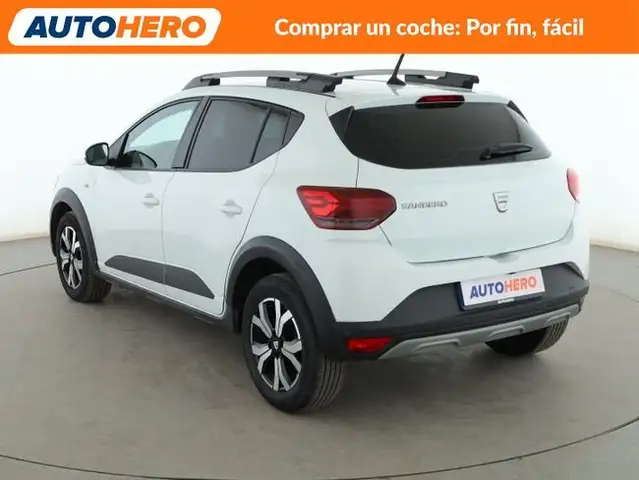 Dacia Sandero view 4