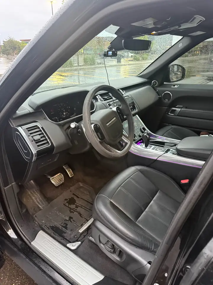 Land Rover Range Rover Sport photo Land Rover Range Rover Sport