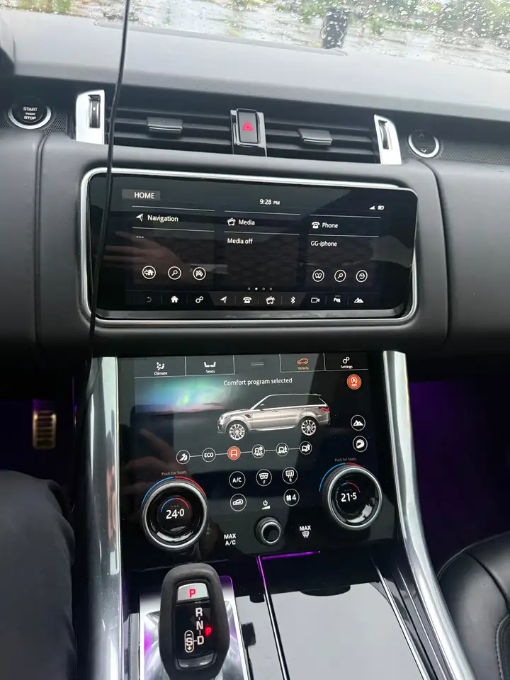 Land Rover Range Rover Sport photo Land Rover Range Rover Sport