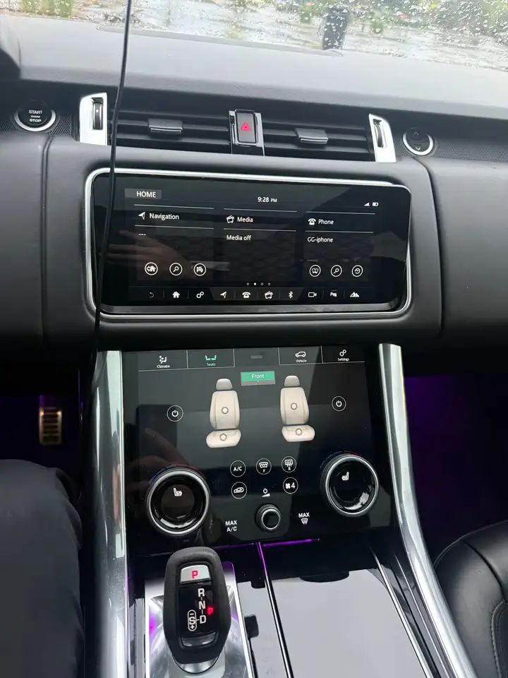 Land Rover Range Rover Sport photo Land Rover Range Rover Sport