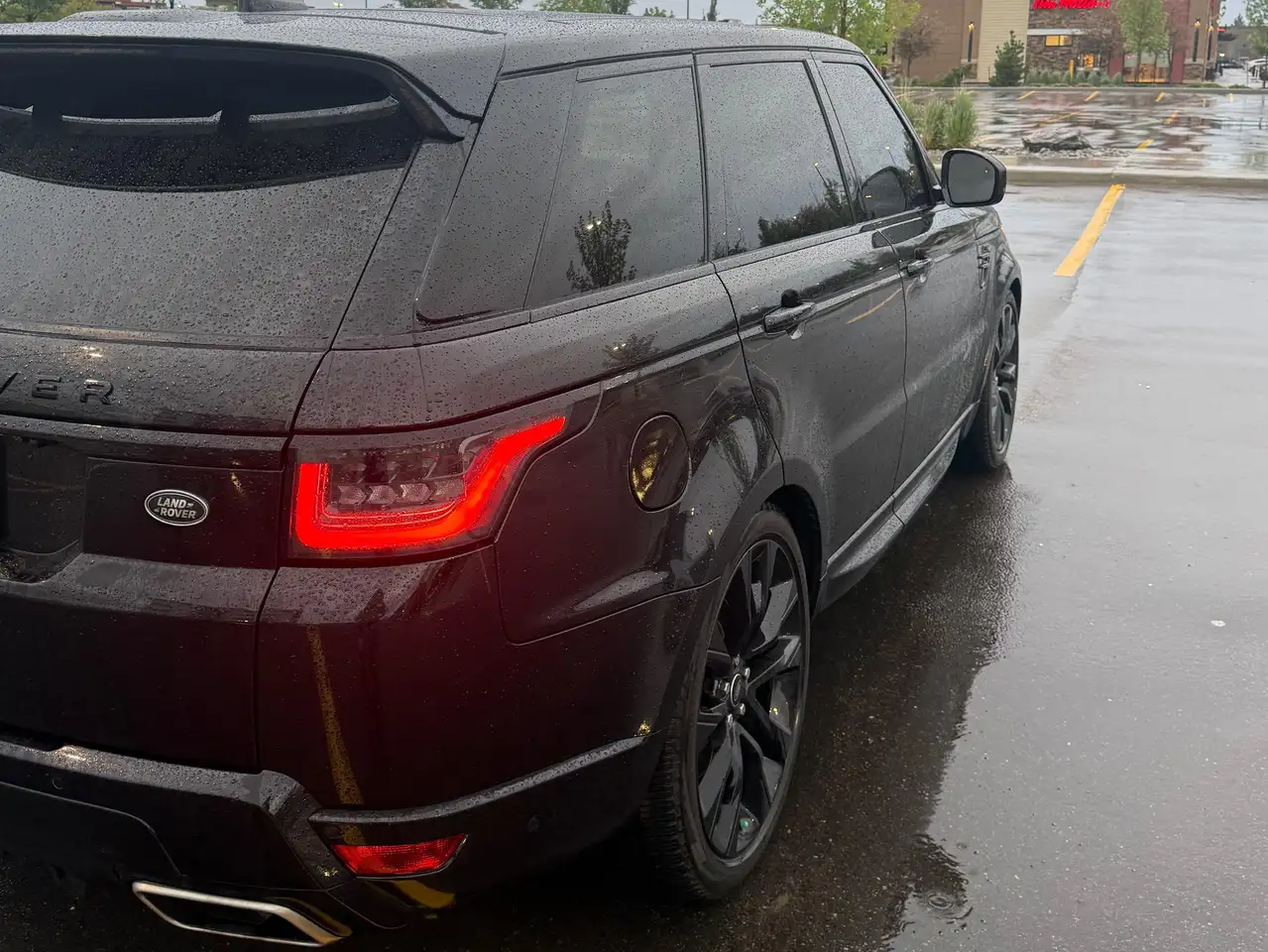 Land Rover Range Rover Sport photo Land Rover Range Rover Sport