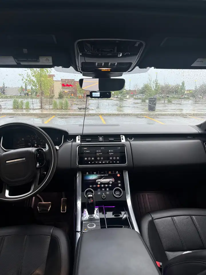 Land Rover Range Rover Sport photo Land Rover Range Rover Sport