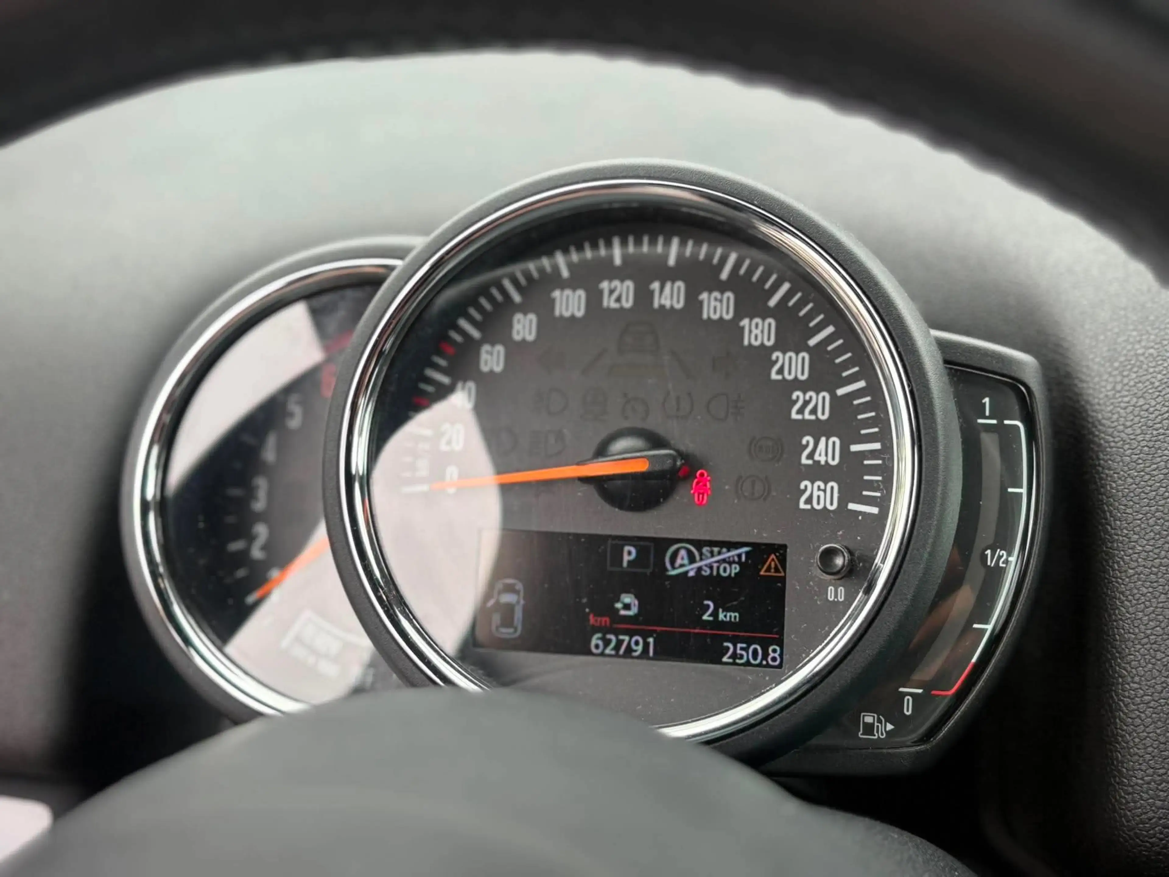 MINI One Countryman Mini Countryman 1.5 DA One AdBlue (EU6d) / 62.791 km / 1er propriétaire — photo 9