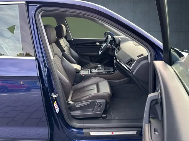 Audi Q5 view 15