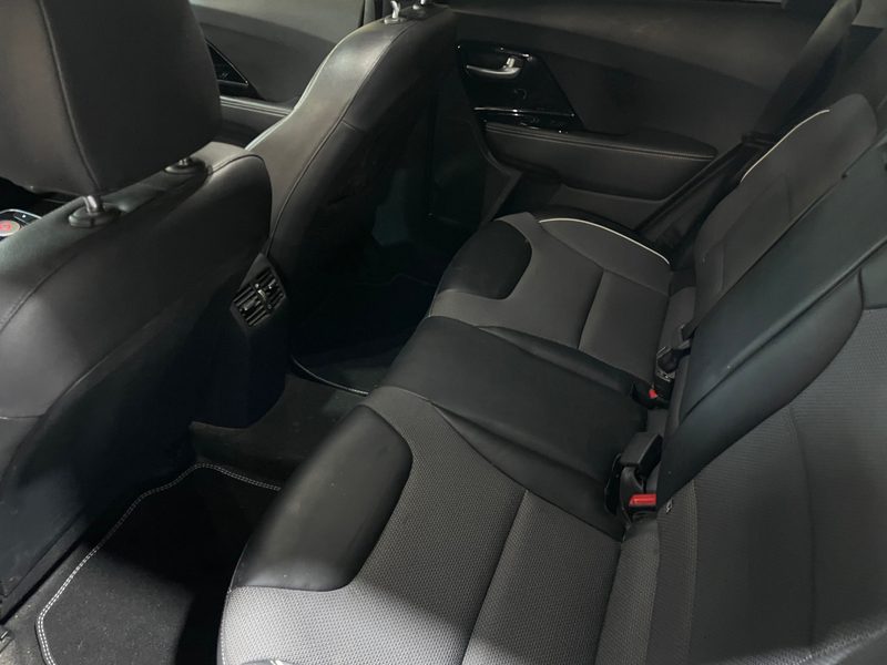 Kia e-Niro DynamicPlusLine 64 kWh SOH100% 1E EIG DEALEROND |P — photo 7