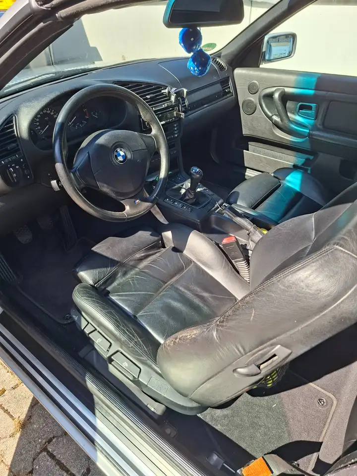 BMW 318i Exclusiv Edition, foto 5