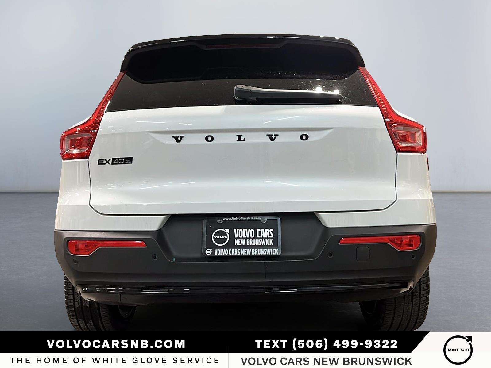 2026 Volvo EX40