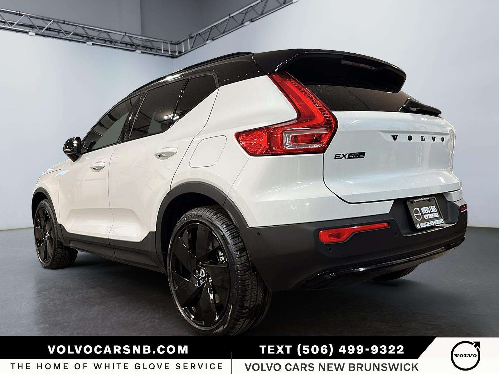 2026 Volvo EX40