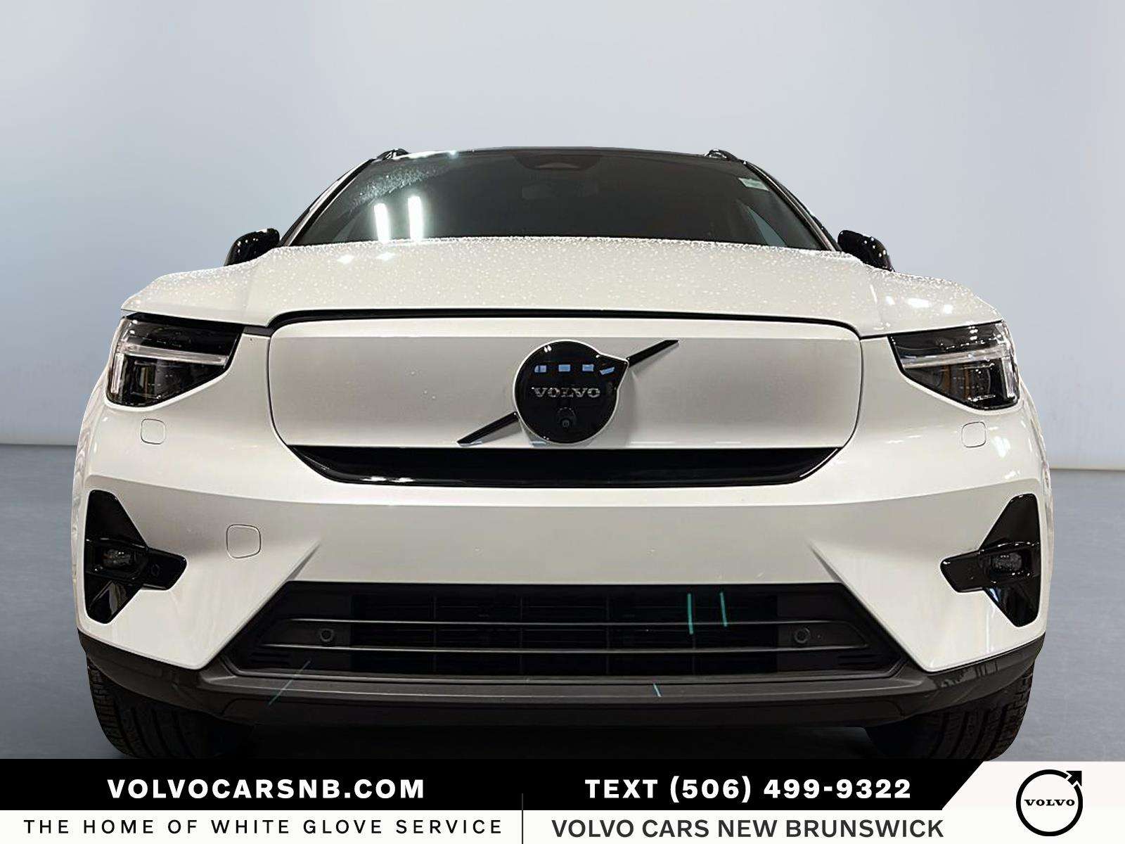 2026 Volvo EX40
